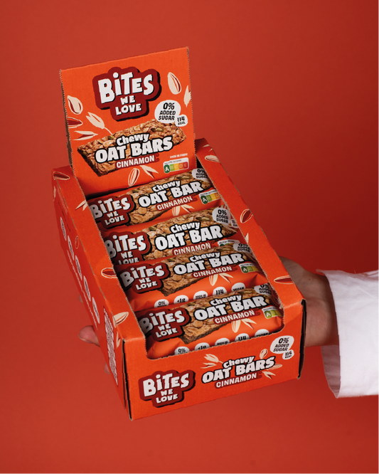 Chewy Oat Bar Cinnamon Roll Display Box 16*30g